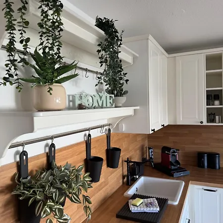 Emelies Sonnenwohnung Mit Balkon Apartment *
