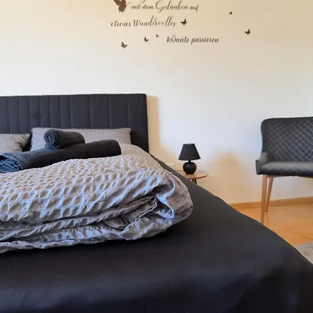 Emelies Sonnenwohnung Mit Balkon Apartment *
