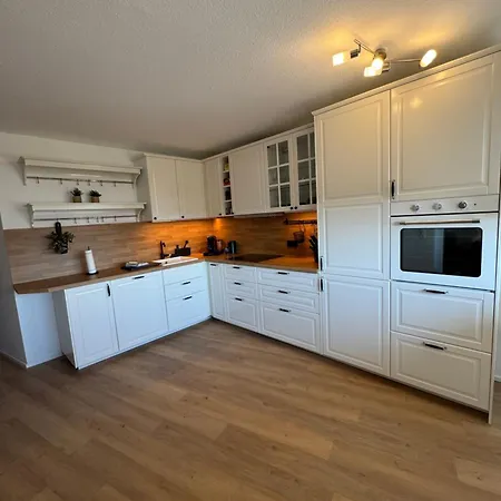 Emelies Sonnenwohnung Mit Balkon Apartment *