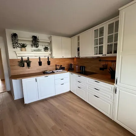 Emelies Sonnenwohnung Mit Balkon Apartment *